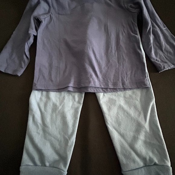 FIRST IMPRESSIONS UNISEX 2-PC SET - Picture 2 of 9